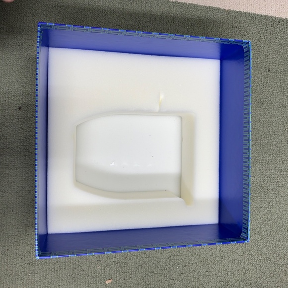 Tory Burch Box - Picture 3 of 3